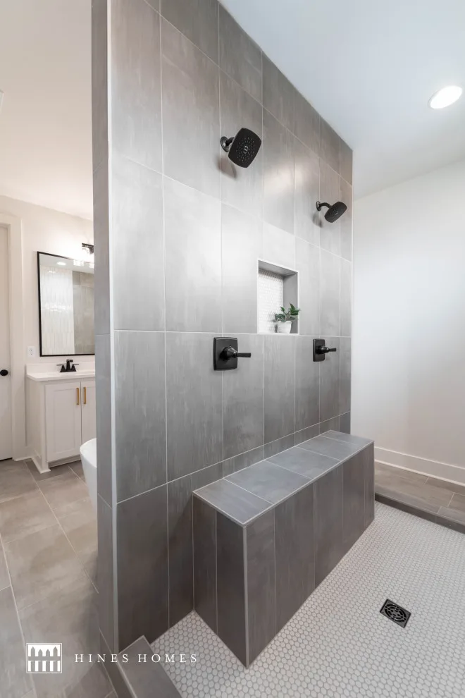 Contemporary Perspective by Hines Homes, LLC - Photo 30