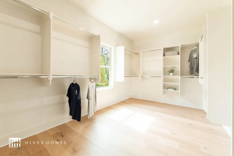 Contemporary Perspective by Hines Homes, LLC - Photo 12
