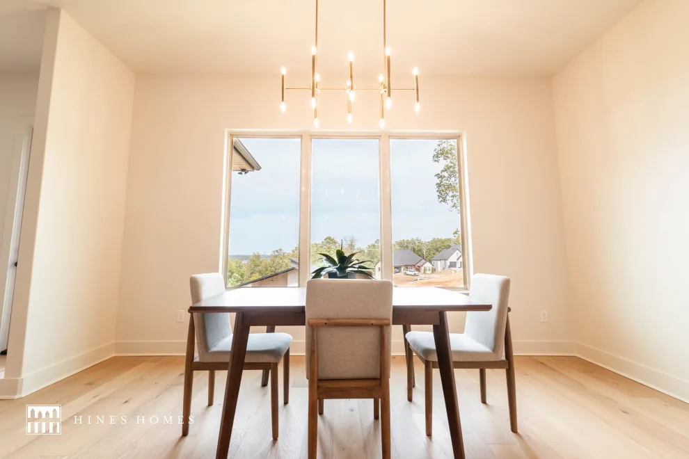 Contemporary Perspective by Hines Homes, LLC - Photo 25