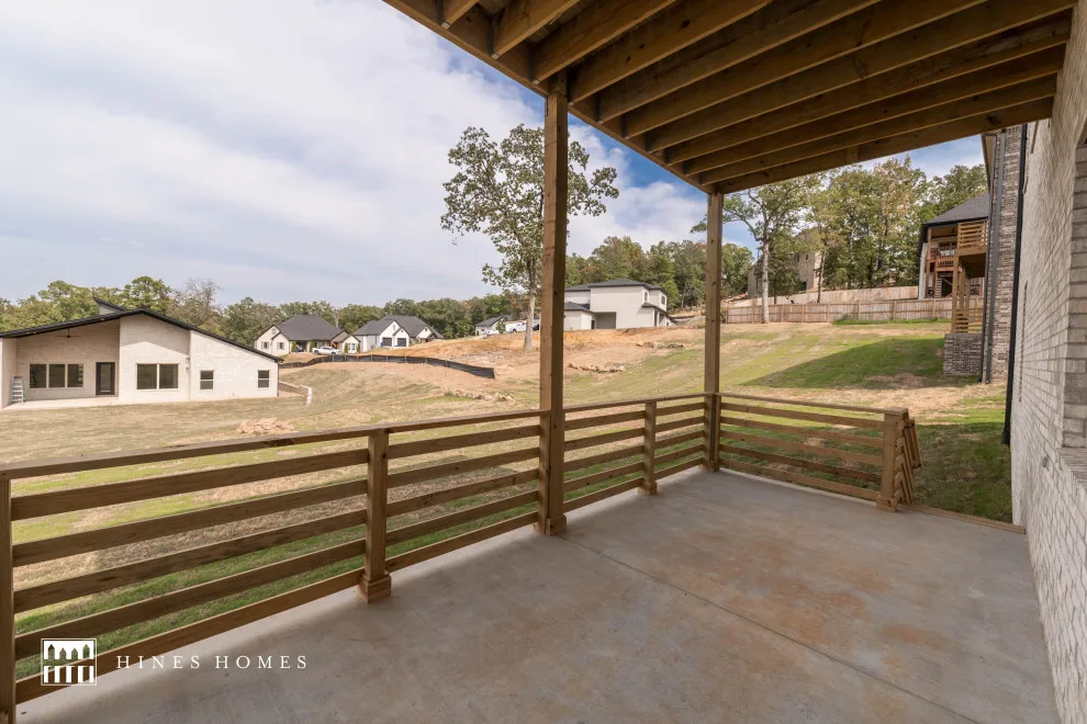 Contemporary Perspective by Hines Homes, LLC - Photo 8