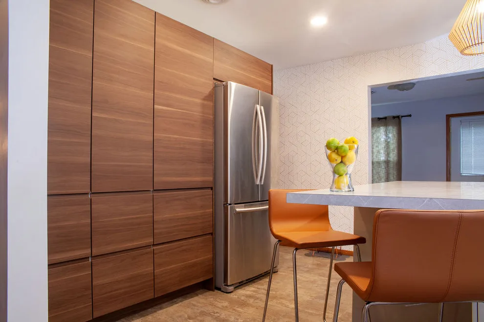 Contemporary Waterfall Kitchen by Miracle Contracting Inc. - Photo 4