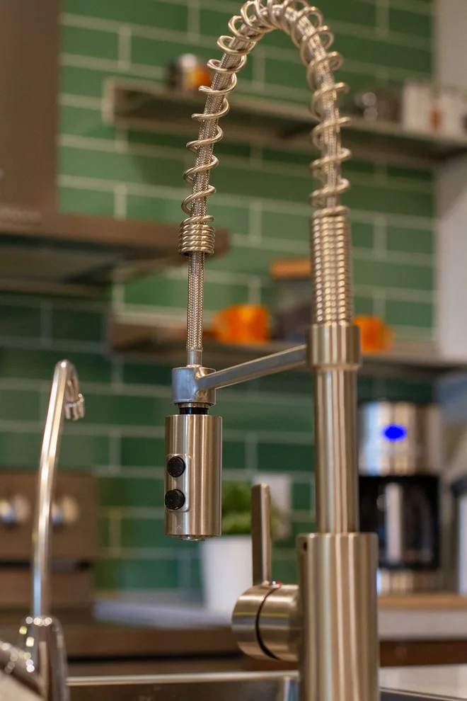 Contemporary Waterfall Kitchen by Miracle Contracting Inc. - Photo 3