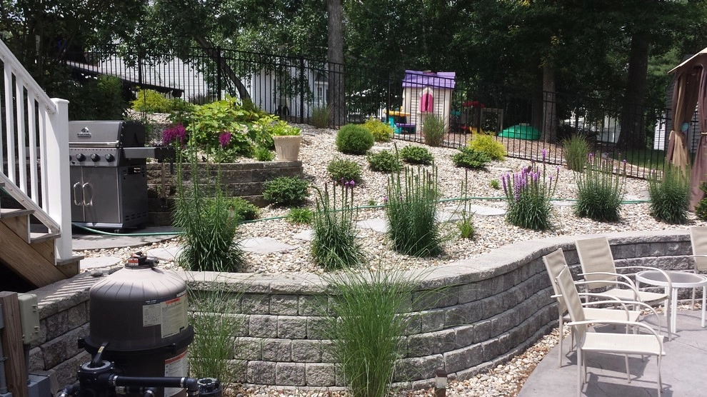Thomas Hill Lawncare & Landscaping - Photo 11