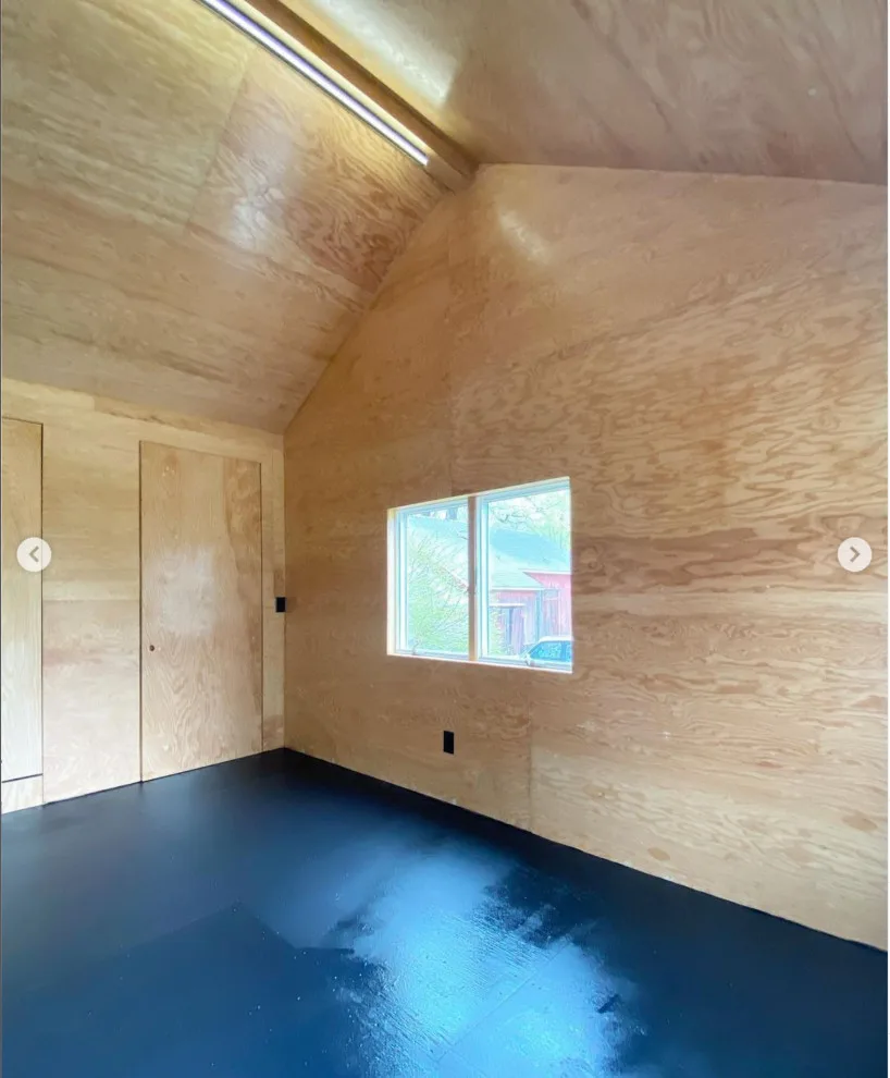 Contemporary Timber Guest Cabin and Creative Retreat by Grain & Steel Contracting LLC - Photo 3