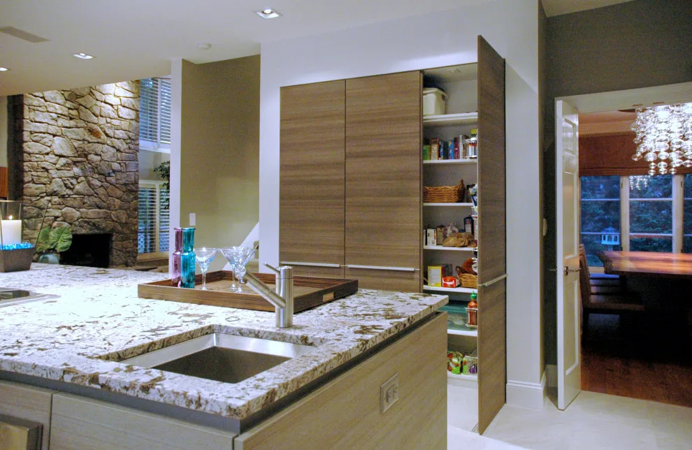 Montibello Modern Kitchen by Guthmann Construction - Photo 4