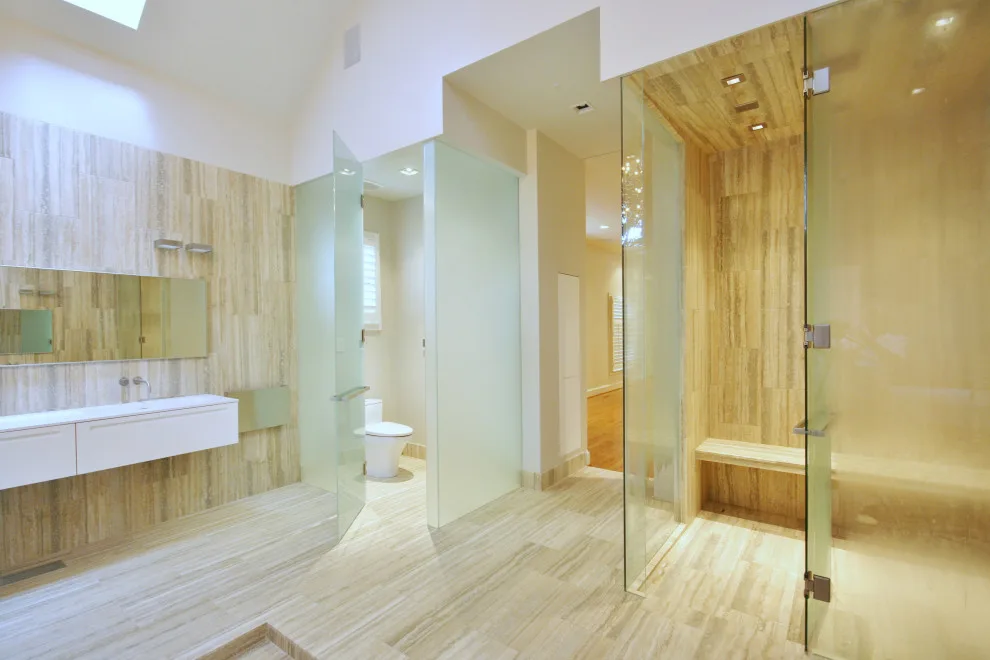 Montibello Modern Master Bedroom by Guthmann Construction - Photo 11