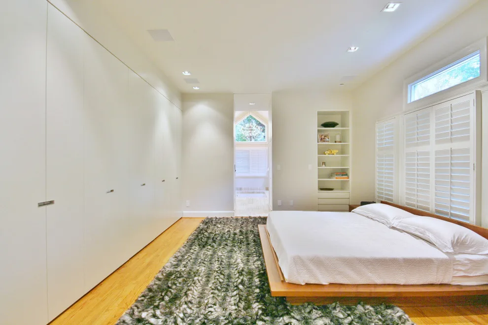 Montibello Modern Master Bedroom by Guthmann Construction - Photo 6