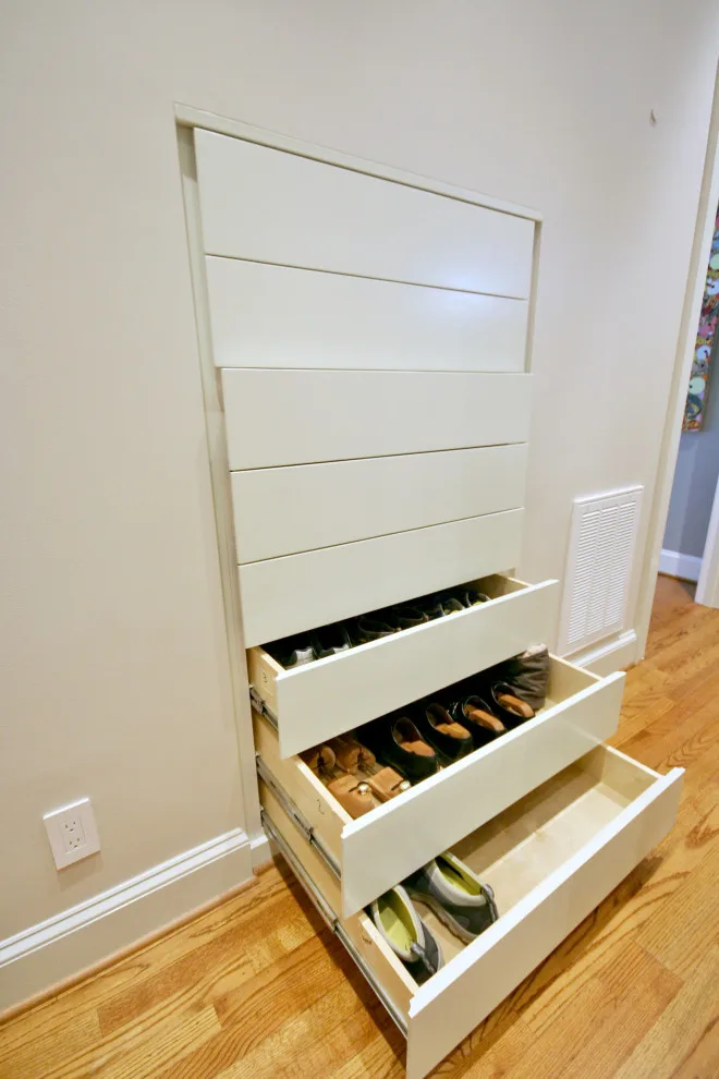 Montibello Modern Master Bedroom by Guthmann Construction - Photo 9