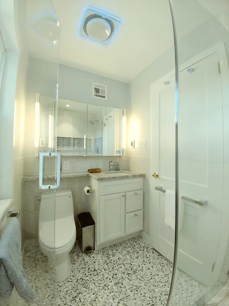 Monticello Park Triple Bath by Beverly Thomas LLC - Photo 3