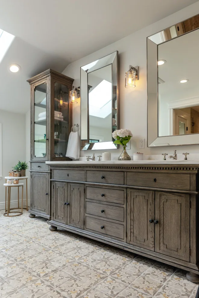 Morgan Hill - Main Bathroom by D.R. Domenichini Construction - Photo 2