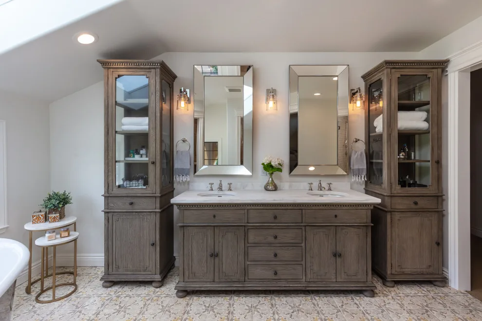 Morgan Hill - Main Bathroom by D.R. Domenichini Construction - Photo 5