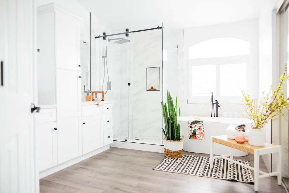 MOUNTAIN SNOW SOAK by BIG Construction Inc. - Photo 5