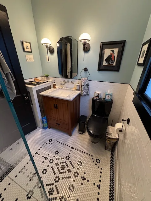 Mt Vernon Park - Classic Bathroom Renovation by Beverly Thomas LLC - Photo 3
