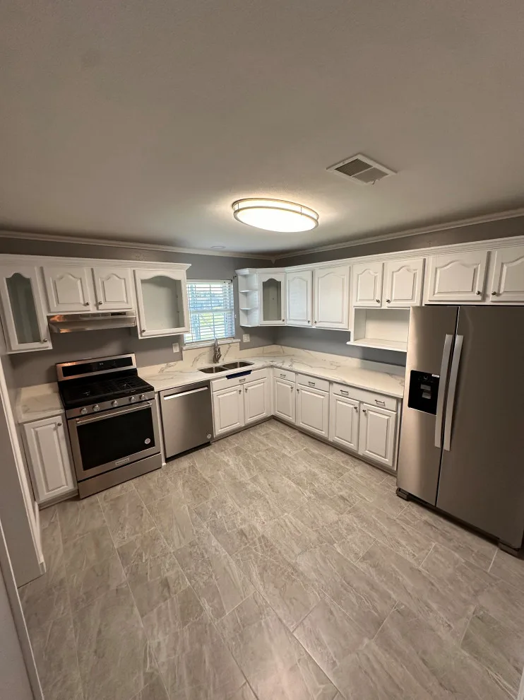 Kitchen Renovations by Layth's Construction - Photo 4