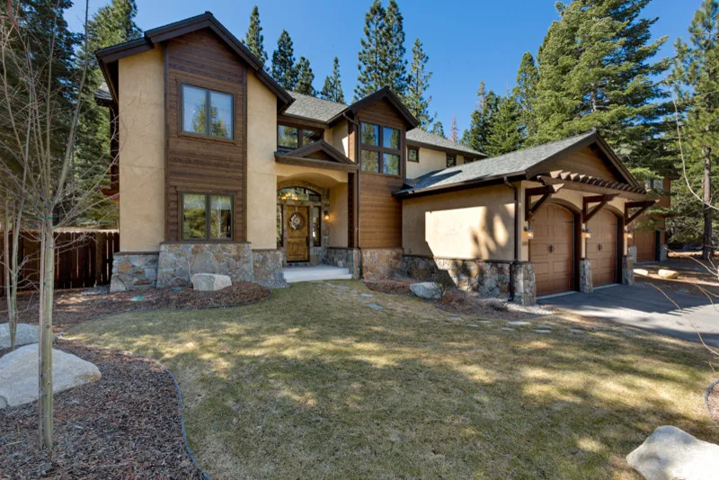 Tailored Family Residence by G & S Construction Co - Photo 7