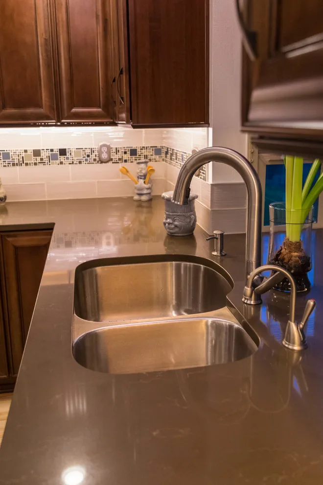 Leon Home Improvement: Kitchen, Dining, and Laundry Renovation by RCW Construction - Photo 6
