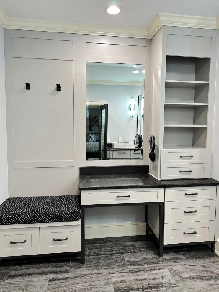 Myers Park Primary Bathroom by Guthmann Construction - Photo 10