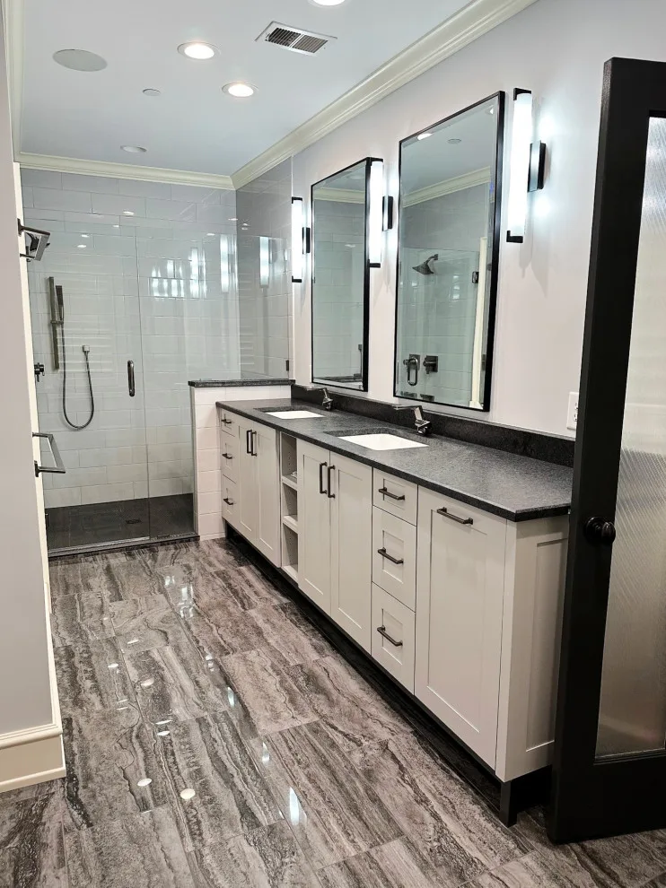 Myers Park Primary Bathroom by Guthmann Construction - Photo 3