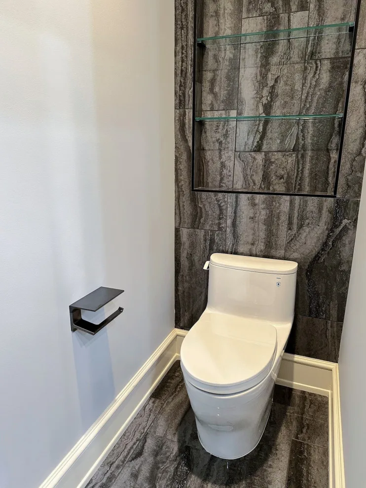 Myers Park Primary Bathroom by Guthmann Construction - Photo 9