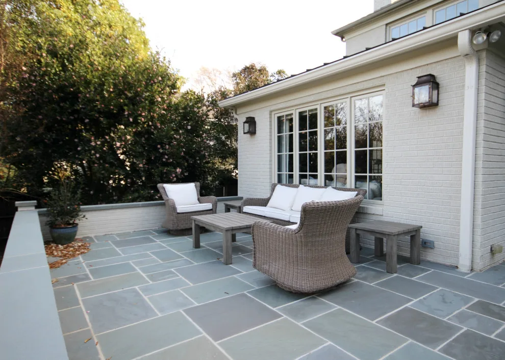 Myers Park Outdoor Space by Guthmann Construction - Photo 17
