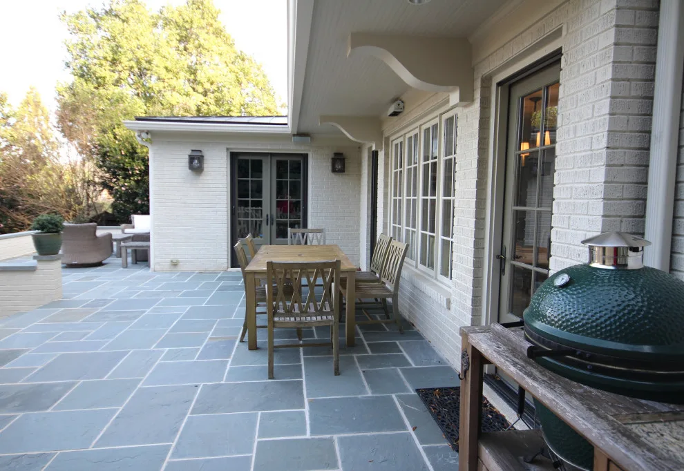 Myers Park Outdoor Space by Guthmann Construction - Photo 28
