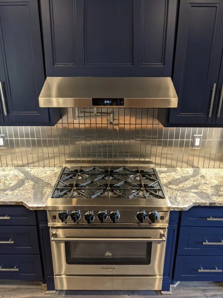 Marine Steel Kitchen by Prime & Precision - Photo 35