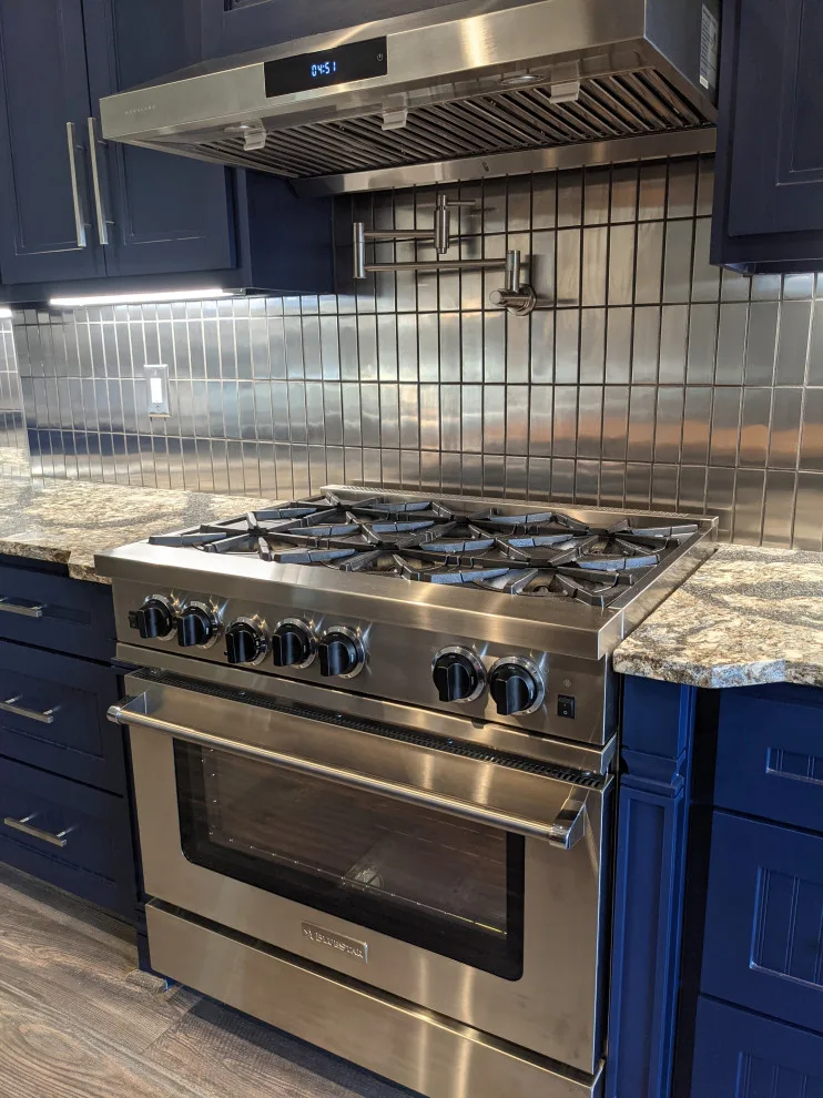 Marine Steel Kitchen by Prime & Precision - Photo 15
