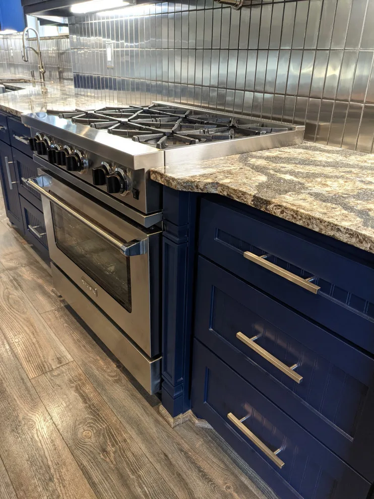 Marine Steel Kitchen by Prime & Precision - Photo 9
