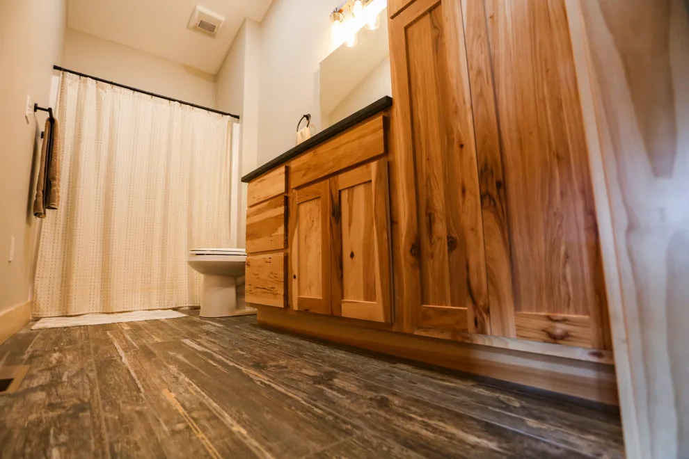 L Residence 2022: New Development by Cascade Lumber Company - Photo 6