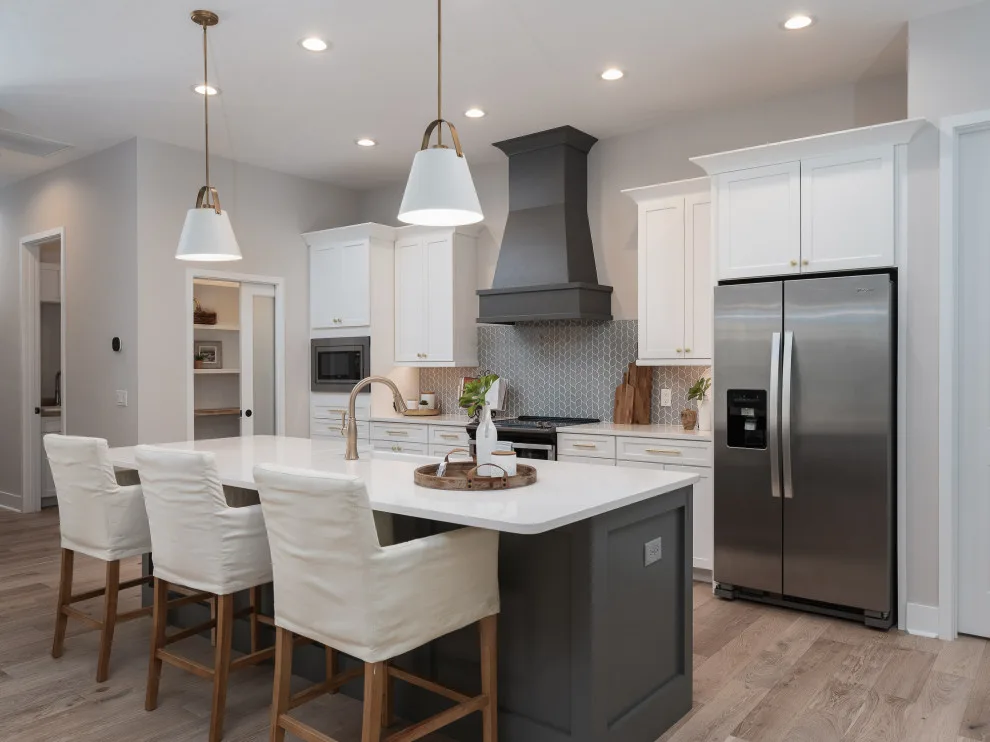Fletcher Park Custom Home 2021 by Robinson Renovation & Custom Homes, Inc. - Photo 5