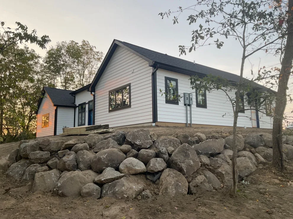 Fresh Abode by DK Construction Inc - Photo 3