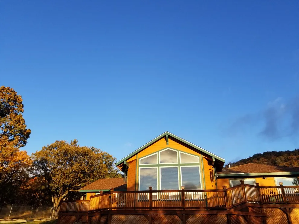 Shasta Mountain Classic Custom Home Design by Jacob Harris Construction - Photo 3