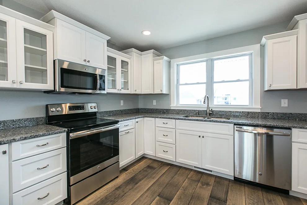 Duplex 1117: New Residence by Cascade Lumber Company - Photo 10
