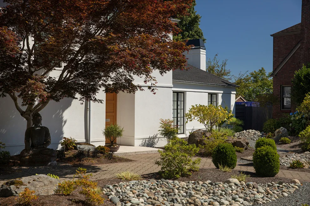 Updated Home Facade by Gaspar's Construction - Photo 7