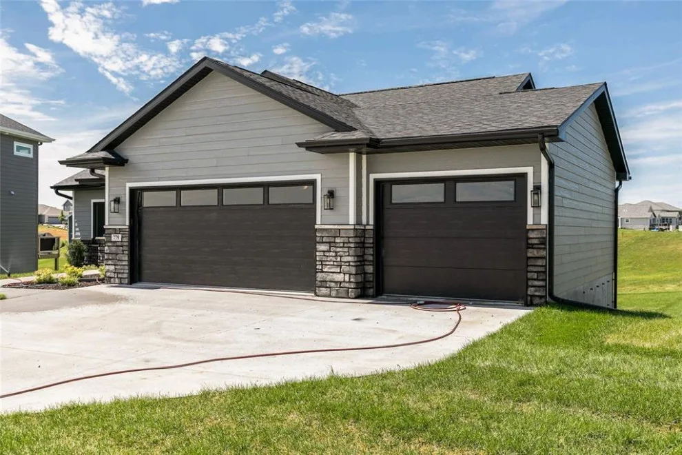Iowa City: New Home by Cascade Lumber Company - Photo 16