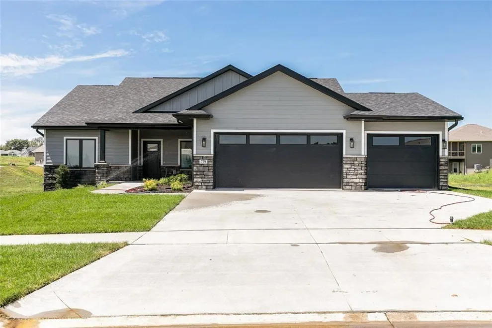 Iowa City: New Home by Cascade Lumber Company - Photo 10