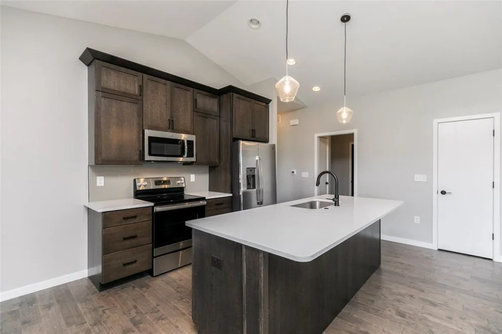 Iowa City: New Home by Cascade Lumber Company - Photo 26