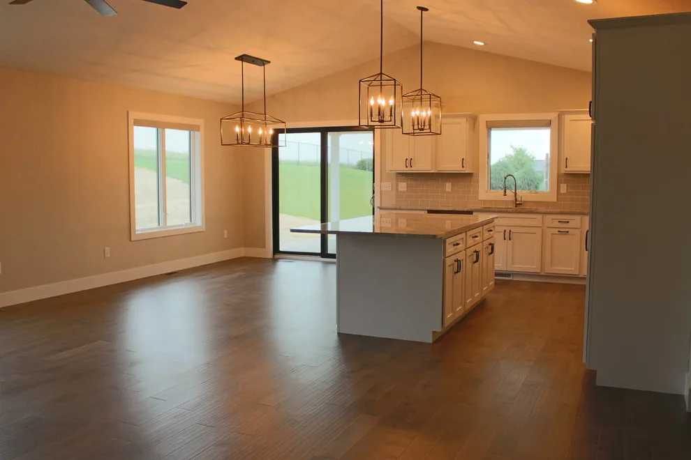 T Residence 2018: A Fresh Abode by Cascade Lumber Company - Photo 10