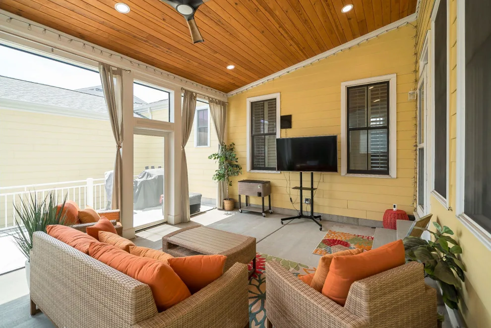 Modern Community - Enclosed Patio by Lakeside Renovation & Design - Photo 11