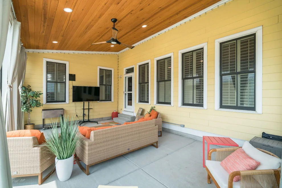 Modern Community - Enclosed Patio by Lakeside Renovation & Design - Photo 9