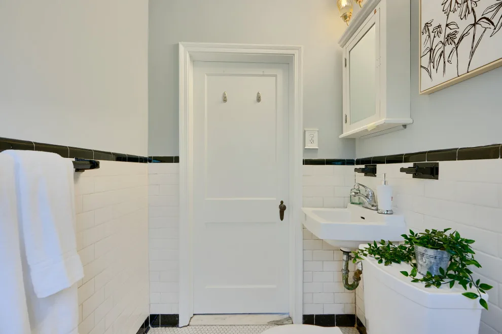 Newport Avenue by Ansaaris House Of Construction LLC - Photo 20