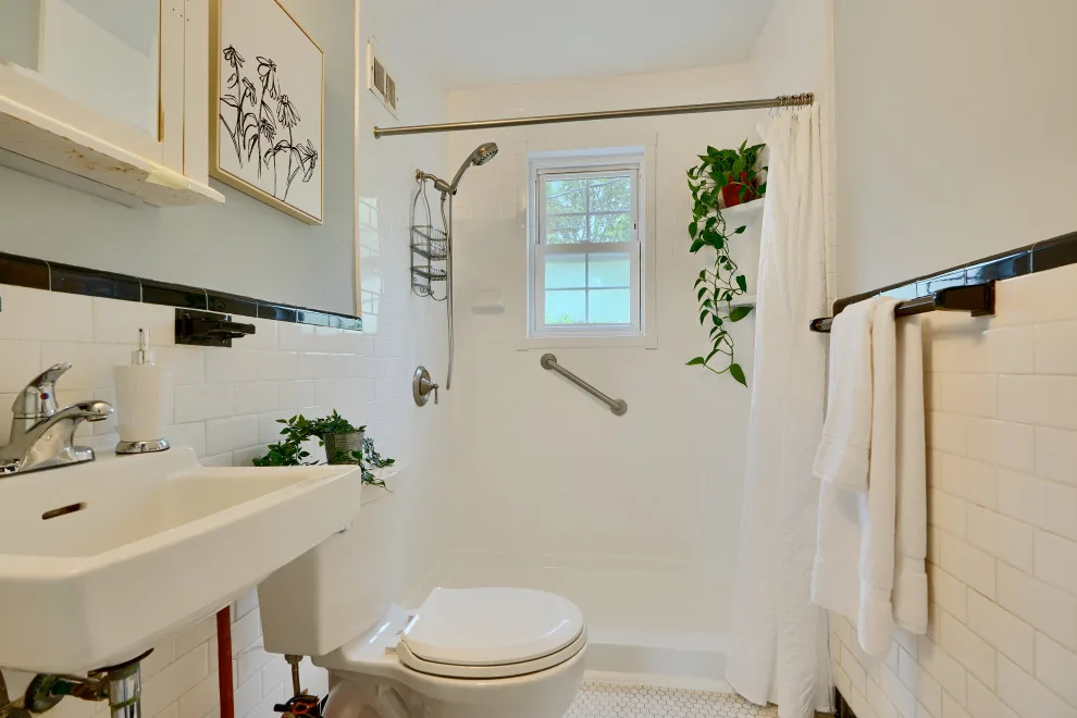 Newport Avenue by Ansaaris House Of Construction LLC - Photo 15