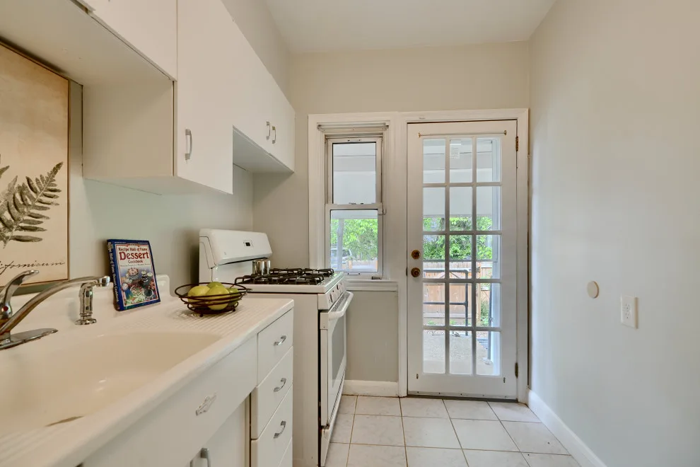 Newport Avenue by Ansaaris House Of Construction LLC - Photo 34