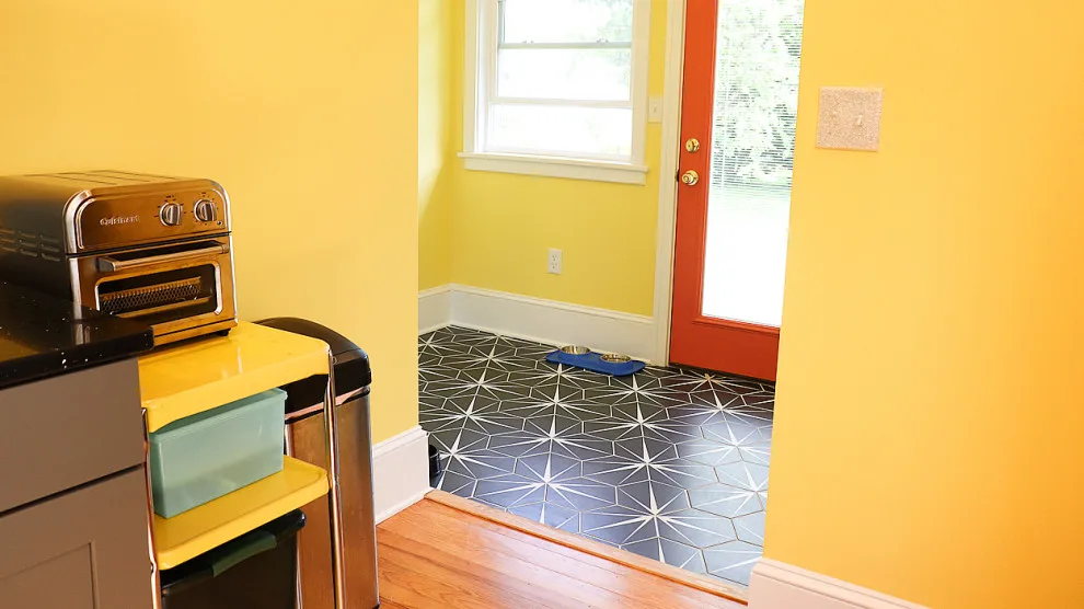 Retro Kitchen in Newtown by Mint Construction - Photo 11