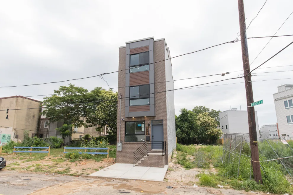 North Lawrence Avenue by Ken Group LLC - Photo 21