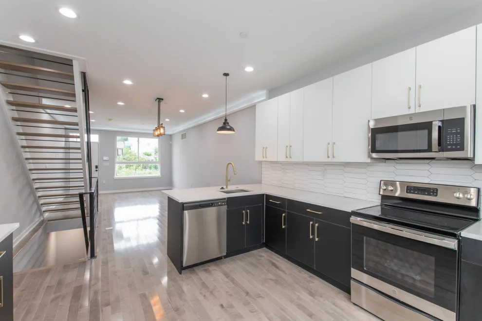 North Lawrence Avenue by Ken Group LLC - Photo 15