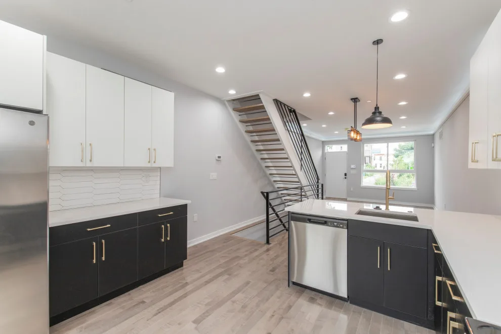 North Lawrence Avenue by Ken Group LLC - Photo 23