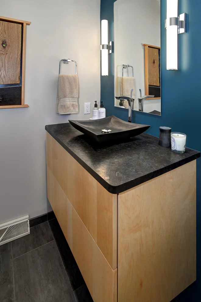 Squirrel Hill Northumberland Bathroom by J. Francis Company LLC - Photo 10