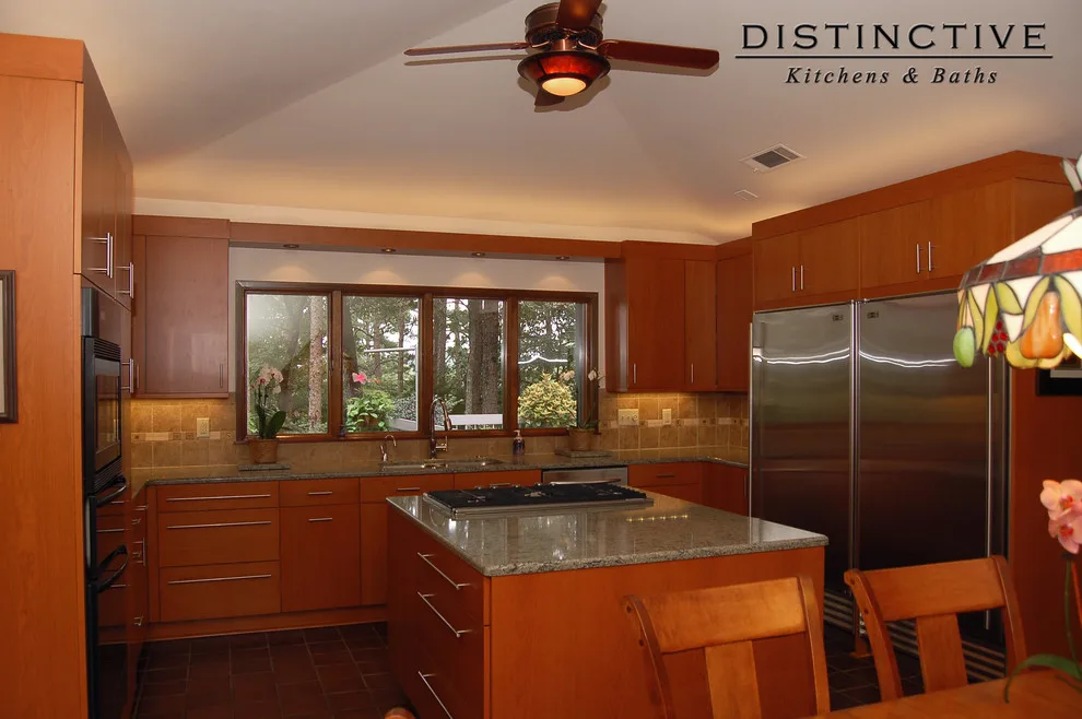 Cherry Kitchen with Amber by Distinctive Kitchens & Baths - Photo 2