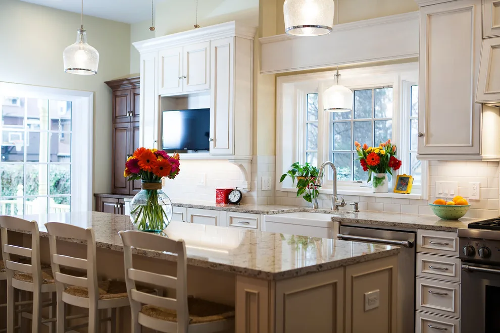 A Chef's Studio by MadDesigns Kitchen, Bath, Interiors - Photo 6